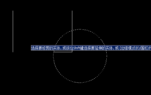 圍欄和窗交命令在CAD中的作用是什么？